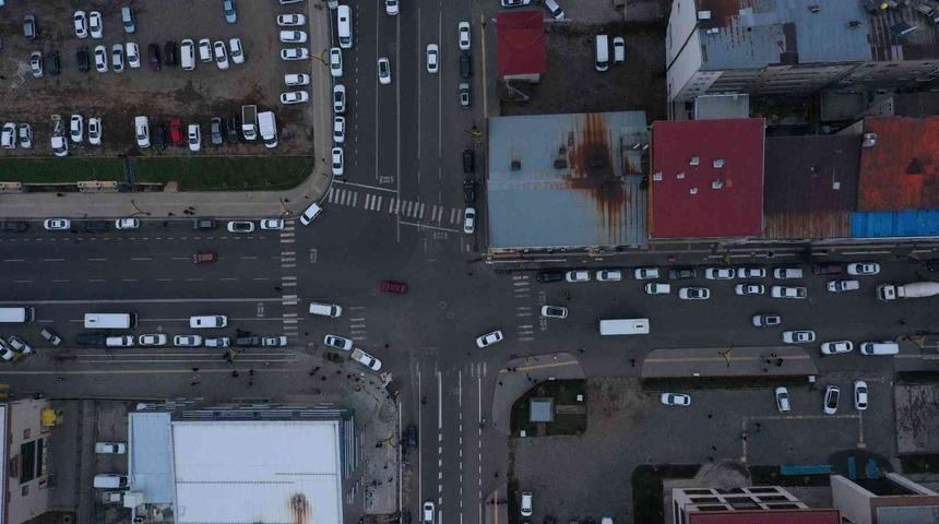 Bingöl’ün en işlek kavşağında yollar 6 şeride yükseltildi