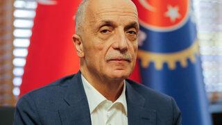 Asgari ücret masasından kalkmıştı! TÜRK-İŞ Başkanı Ergün Atalay, Her yıl bir maaş gidiyor diyerek duyurdu