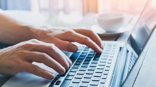 İş bilgisayarında oyun oynadı maaşı kesildi! Meslektaşı ‘çok fazla tıklama sesi geliyordu’ diye şikayet etti… 