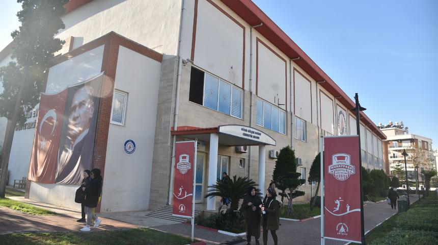 "Babamın vasiyeti" dedi belediyeyi dolandırdı! 600 bin TL değerindeki klimaları söküp götürdü