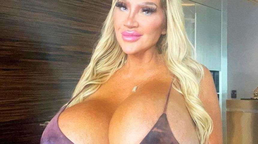 Görenler hayret etti! Tanınmaz hale gelmiş... Sosyal medya fenomeni eski haliyle şaşırttı