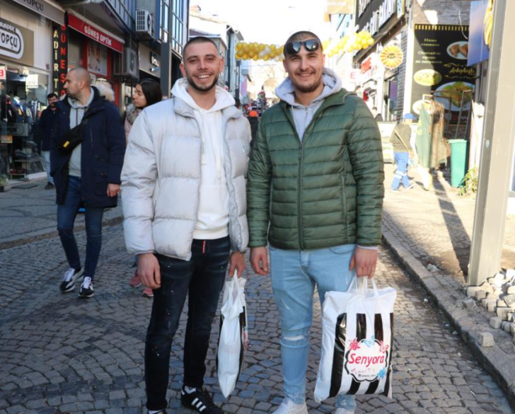  Yunan ve Bulgar turistler yılbaşı alışverişi için Edirne’ye akın etti! 'Ne görüp beğensek alıyoruz' G5