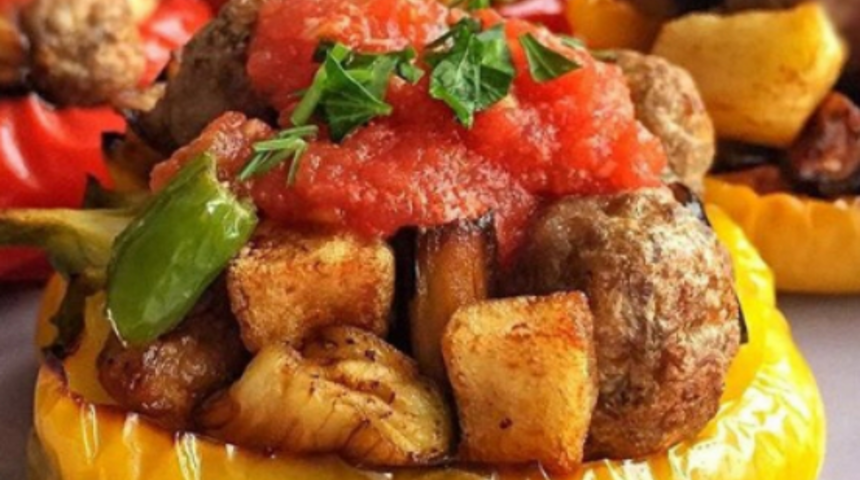 Gelinim Mutfakta biber kasesi tarifi! Yemek davetlerinin vazgeçilmezi olacak biber kasesi nasıl yapılır?