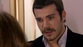 Tası tarağı toplayıp Amerika'ya yerleşmişti… Yaprak Dökümü’nün Oğuz’u Tolga Karel o diziyle ekrana dönüyor