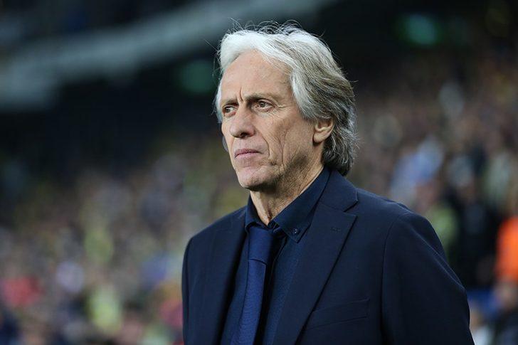 Fenerbahçe teknik direktörü Jorge Jesus Adana Demirspor Fenerbahçe maçında yaşanan olaylar sonrası açıklamalarda bulundu! "VAR 'Görmedi' değil, devreye girmek istemedi" G2