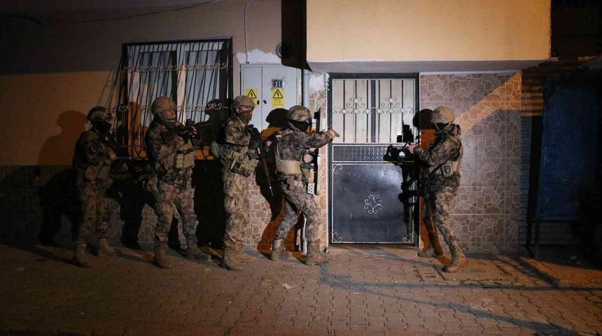 Mersin’de torbacılara şafak operasyonu: 30 gözaltı kararı