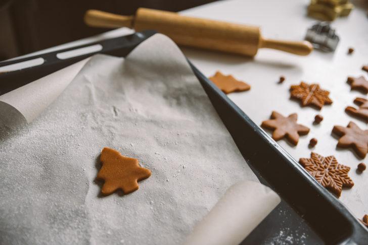 Yılbaşı kurabiyesi nasıl yapılır, malzemeleri neler? İşte on dakikada pişen şekilli yılbaşı kurabiyesi tarifi!