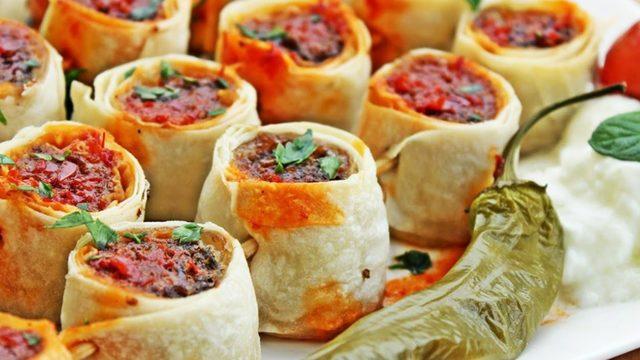 Gelinim Mutfakta kebap çatlatan tarifi! Nefis kebap çatlatan nasıl yapılır?