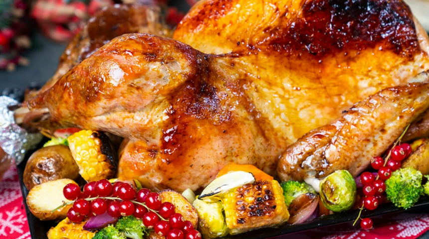 Yılbaşının olmazsa olmazı: Üzeri nar gibi kızaran hindi tarifi! Tüm püf noktalarıyla hindi nasıl yapılır?