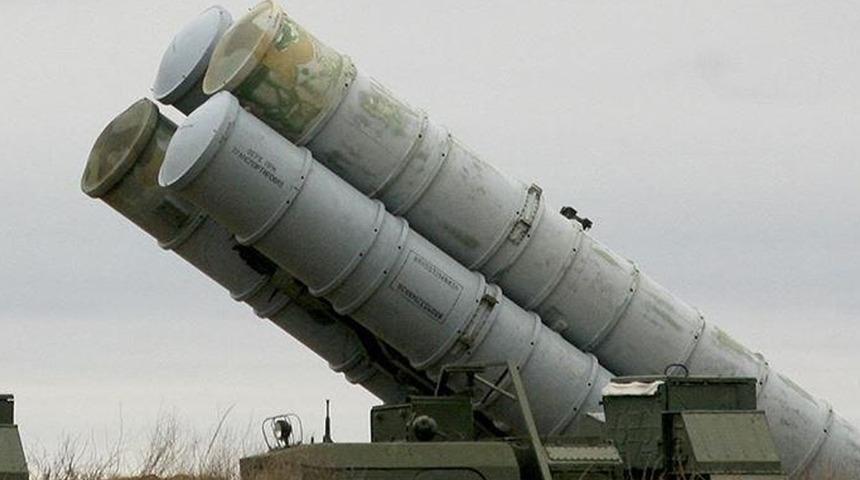 Ukrayna-Belarus hattında gerilim! S-300 füzesine ait parçalar araziye düştü