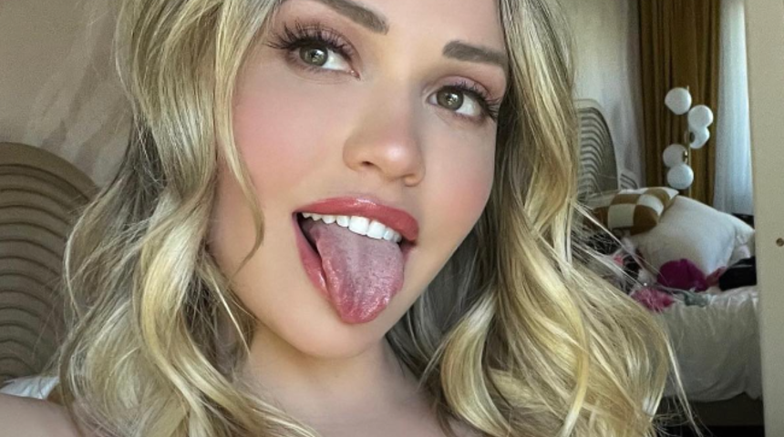 Yetişkin film yıldızı Mia Malkova sosyal medyanın limitlerini tanımadı! Transparan iç çamaşırı takımıyla pozları olay yarattı