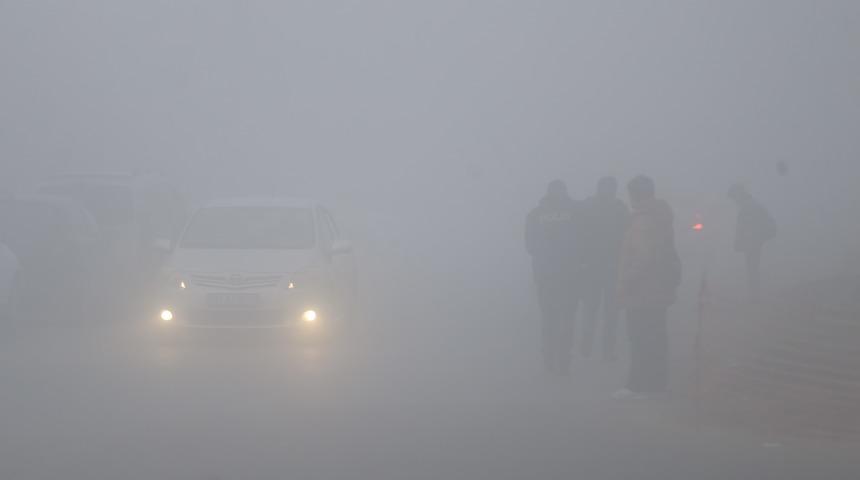 Sakarya, Karabük ve Bolu'da sis etkili oluyor