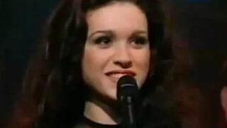 1997 yılında Eurovision'da ilk 3'e girerek herkesi gururlandıran Şebnem Paker bakın şimdi ne yapıyor?