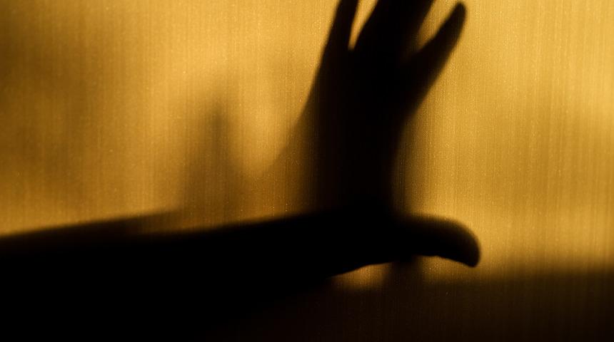 Mersin'de iğrenç olay! Küçük çocuğa birden fazla kişi cinsel istismarda bulundu, serbest bırakıldılar