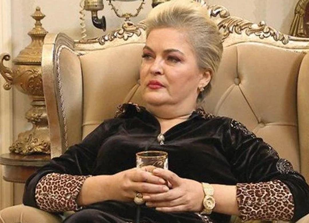 Nurseli İdiz'in kızını g&ouml;renler şaşkına d&ouml;nd&uuml;! G&uuml;zelliği anneden