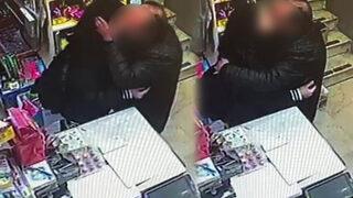 14 yaşındaki kıza kırtasiyede iğrenç taciz! O anlar kamerada...