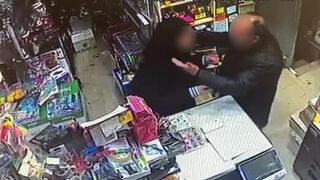 Hiç tanımadığı kızı 45 dakika taciz etti! Kırtasiyede mide bulandıran olay: Görüntüleri inkar etti