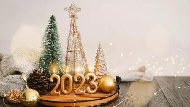HOŞGELDİN 2023! Aileye, sevgiliye, arkadaşa en güzel 2023 yeni yıl mesajları