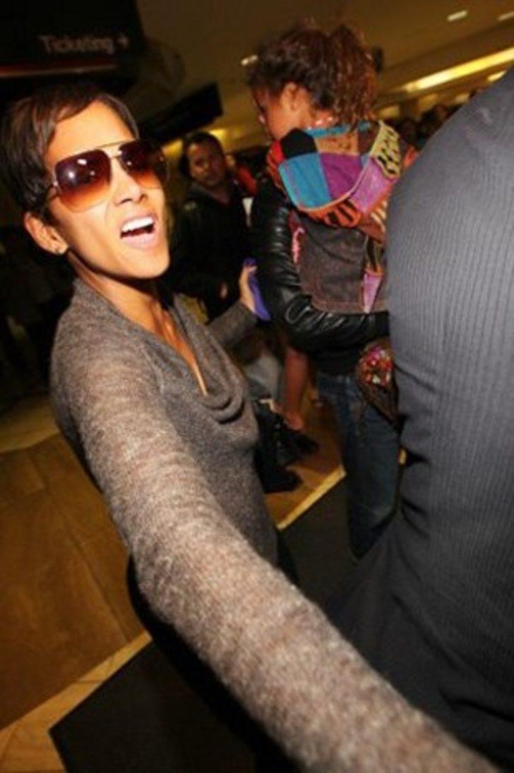 Halle Berry Yeniden objektif karşısında G3