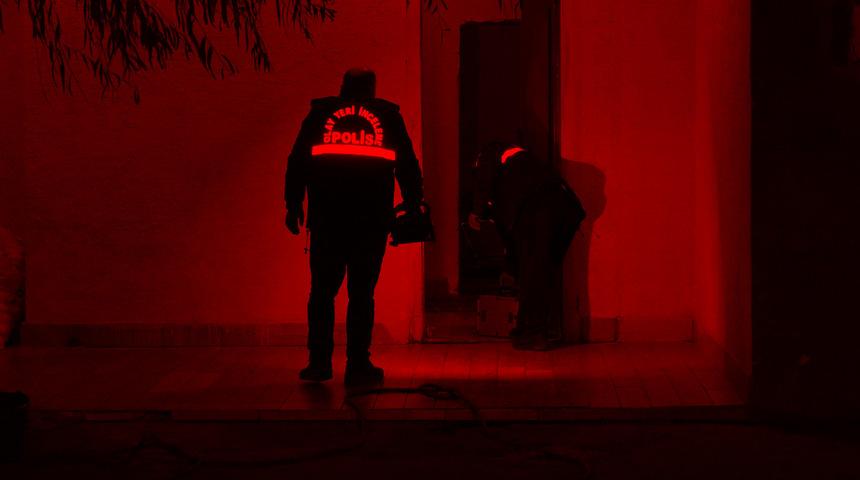 Cezaevinden çıkıp dehşet saçtı! Kendisinden ayrılmak isteyen genç kızı ve onun annesini vurdu