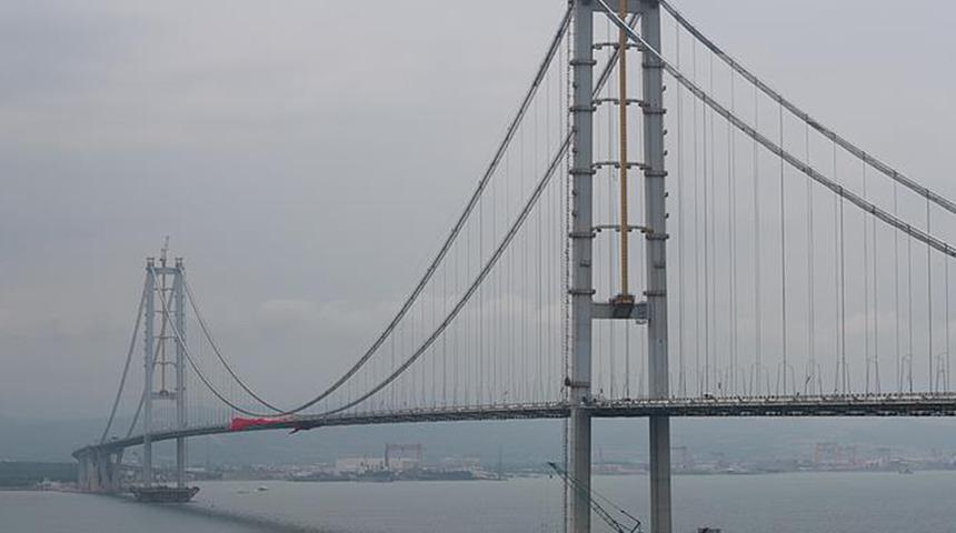Son dakika: Köprü ve otoyol ücretleri arttı mı? Osmangazi Köprüsü'nün zamlı fiyatları gündem olmuştu! Karayolları Genel Müdürlüğü'nden açıklama geldi