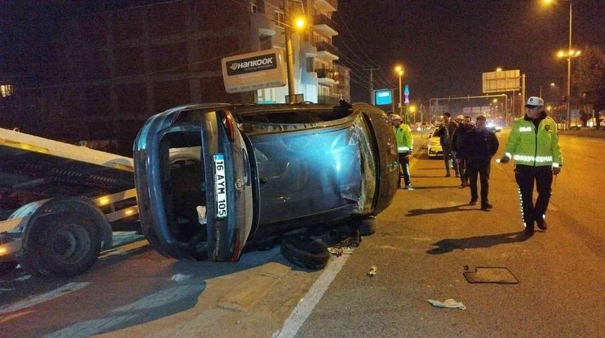 Takla atan otomobildeki 3 kişi kayıplara karıştı