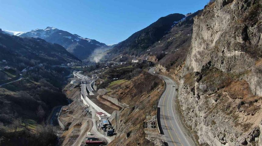 Dünyanın üçüncü, Avrupa’nın en uzun çift tüp karayolu tünelinde sona doğru
