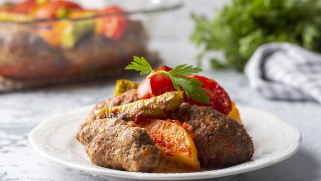 Airfryer annem köftesi tarifi anne eli değilmiş gibi: Airfryer'da annem köftesi nasıl yapılır?