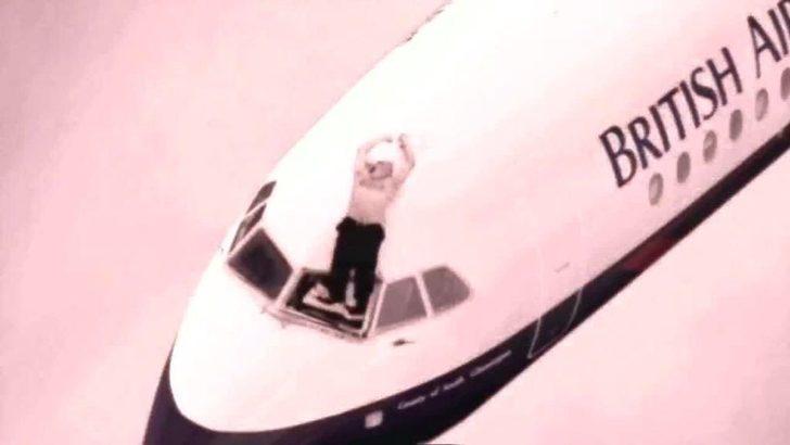 Yıllar geçse de unutulmadı! Sosyal medyada yeniden gündem oldu... Uçuşun ortasında kokpitten fırladı G3