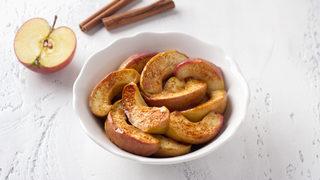 Airfryer tarçınlı elma tatlısı tarifi ve malzemeleri nedir? Airfryer'da tarçınlı elma tatlısı nasıl yapılır?