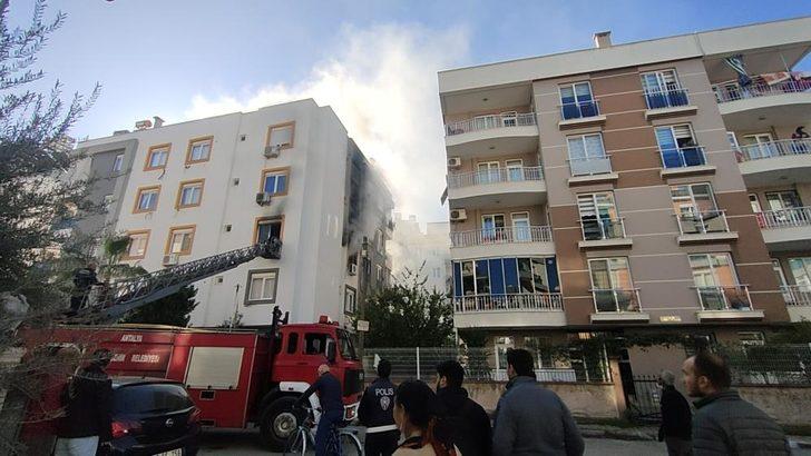 Antalya'da panik anları! Gözyaşlarıyla izledi, gelen haberle kahroldu G2