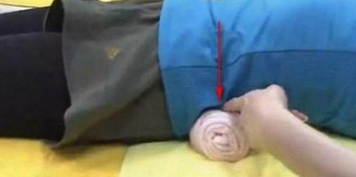 L&uuml;tfen olsun b&ouml;yle bir şey: Havlu ile g&uuml;nde 5 dakikada zayıflıyoruz