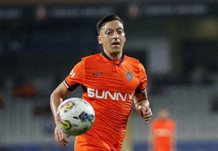 Mesut Özil için çok konuşulacak transfer iddiası! Ronaldo'nun ardından o da gidiyor... İşte yeni takımı G5