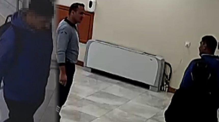 Çiğli Belediyesine girmek istedi, çantasından satır, bıçak ve çekiç çıktı! 'Yılbaşını kutlamaya geldim'