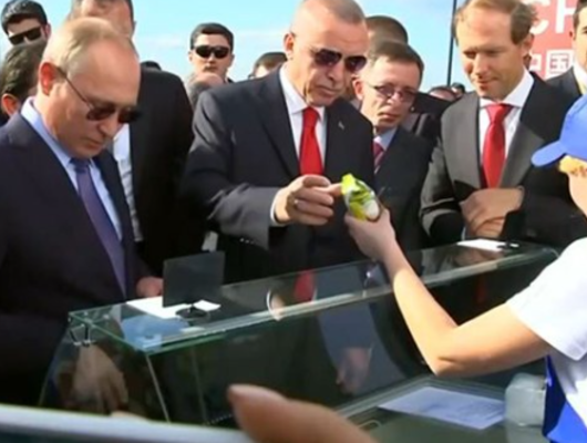 Erdoğan ve Putin’e dondurma vermişti! Bakın o kadın kimmiş?