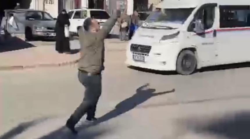 Vatandaş kamerası her şeyi kaydetti: Ölen minibüsçünün kavga ve vurulma anları yer aldı