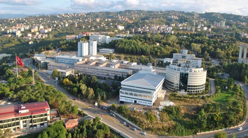 Hastanede tepki çeken başörtüsü olayı! Doktoru ameliyata almayan profesör açığa alındı