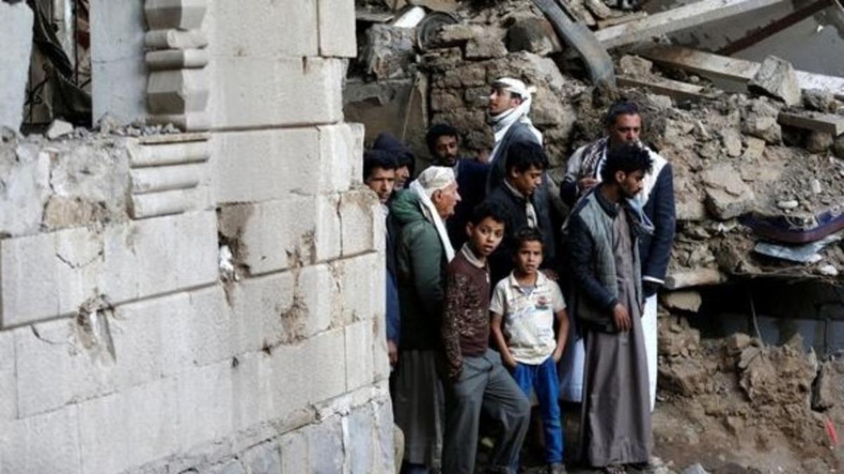Suudi Arabistan Yemen'i vurdu!