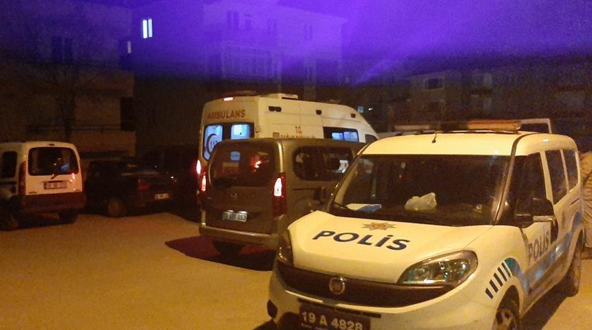 Çorum’da çıkan kavgada 2 genç birbirini bıçakla yaraladı