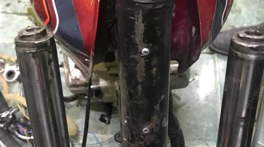 Çalınan motosiklet parçalanmış şekilde bulundu