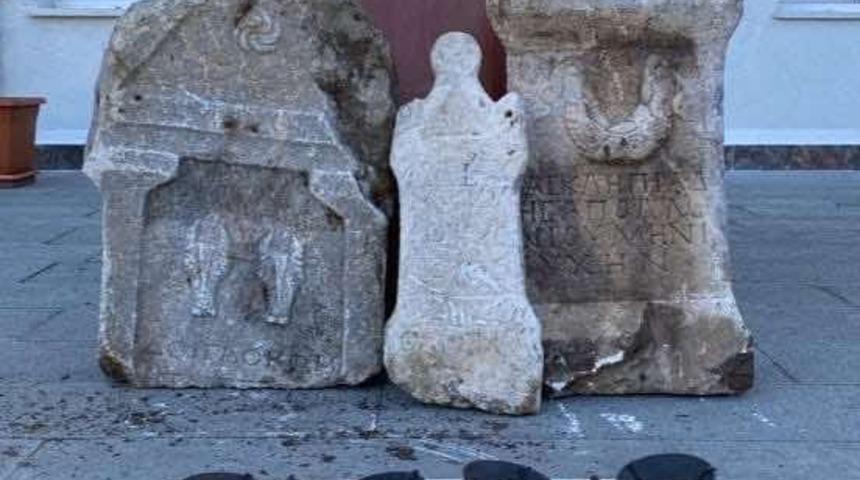 Jandarma ekiplerinden tarihi eser operasyonu