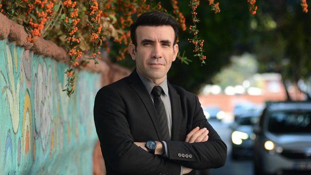 Yargı'nın Savcı Pars'ı Mehmet Yılmaz Ak'ın eski sevgilisi bakın kimmiş! 14 yaş küçük sevgilisi de ünlü çıktı