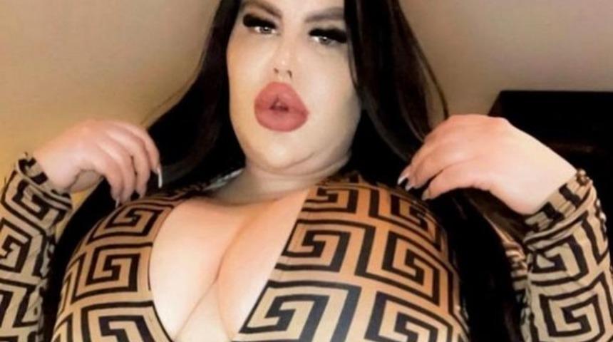 Dünyanın en büyük kalçasına sahip olmak isteyen kadını bir anda parkta yoga yapmaya başladı! Çevredekiler ne olduğunu anlayamadı