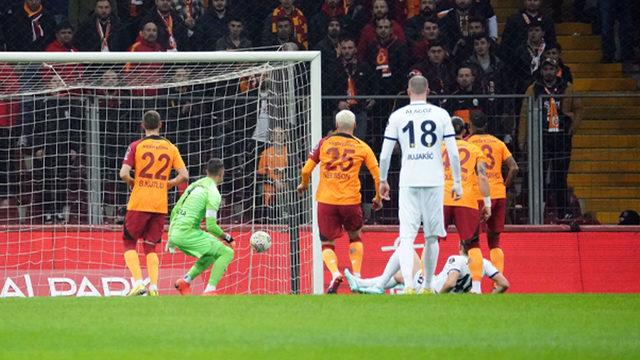Taylan Antalyalı'nın attığı gol herkesi hayrete düşürdü