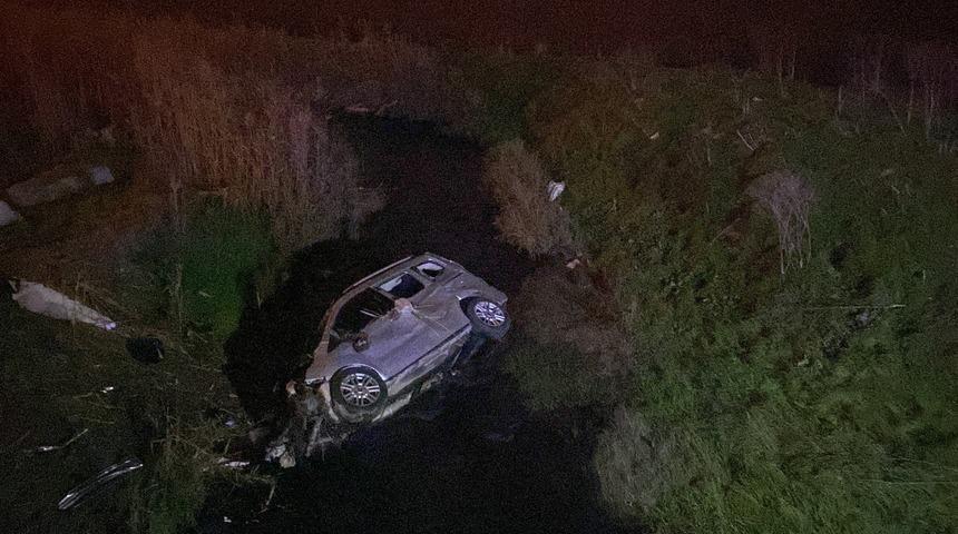 Tekirdağ'da dereye yuvarlanan hafif ticari araçtaki 1 kişi öldü, 3 kişi yaralandı