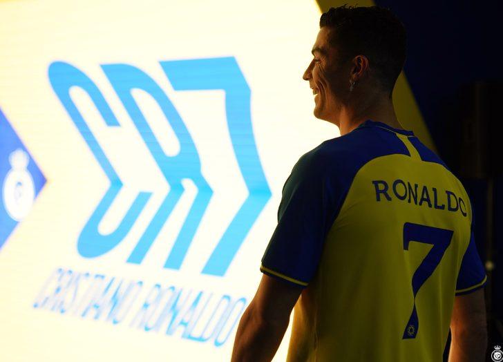 Son dakika: 'Kasıtlı tokat attığı için...' Cristiano Ronaldo daha imzası kurumadan büyük şok yaşadı! Al Nassr'daki ilk maçını kaçıracak... G1