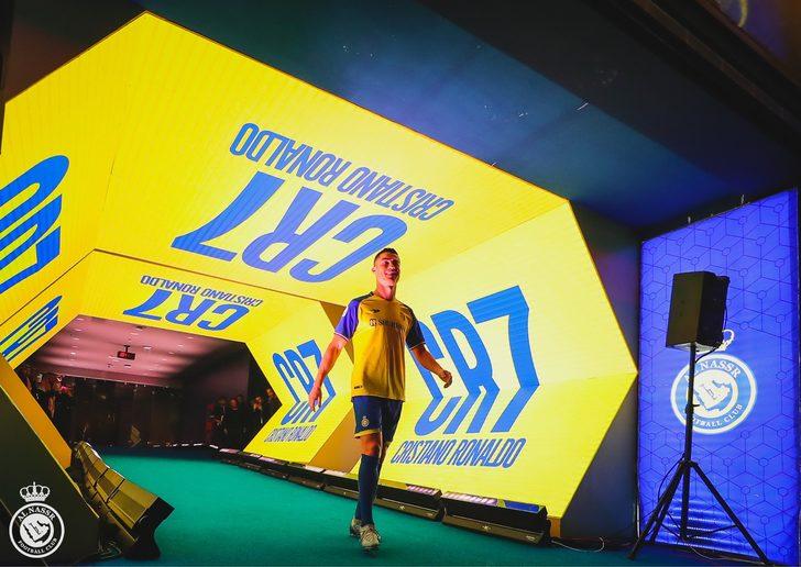 Son dakika: 'Kasıtlı tokat attığı için...' Cristiano Ronaldo daha imzası kurumadan büyük şok yaşadı! Al Nassr'daki ilk maçını kaçıracak... G5