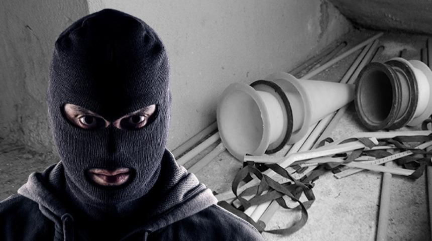 Fenerbahçe maçına hazırlanan kadın futbolcuların malzemelerini çaldılar! 'Bağırıp, arkasından koştum'