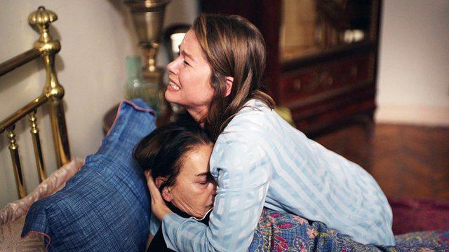 Camdaki Kız'ın Feride'si öldü! Feride'ye hayat veren Nur Sürer ölüm ilanını görünce...