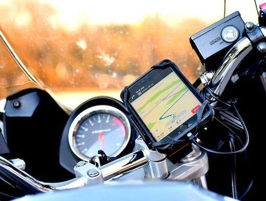 Motosiklet kullananlar için en iyi motosiklet telefon tutucu tavsiyeleri